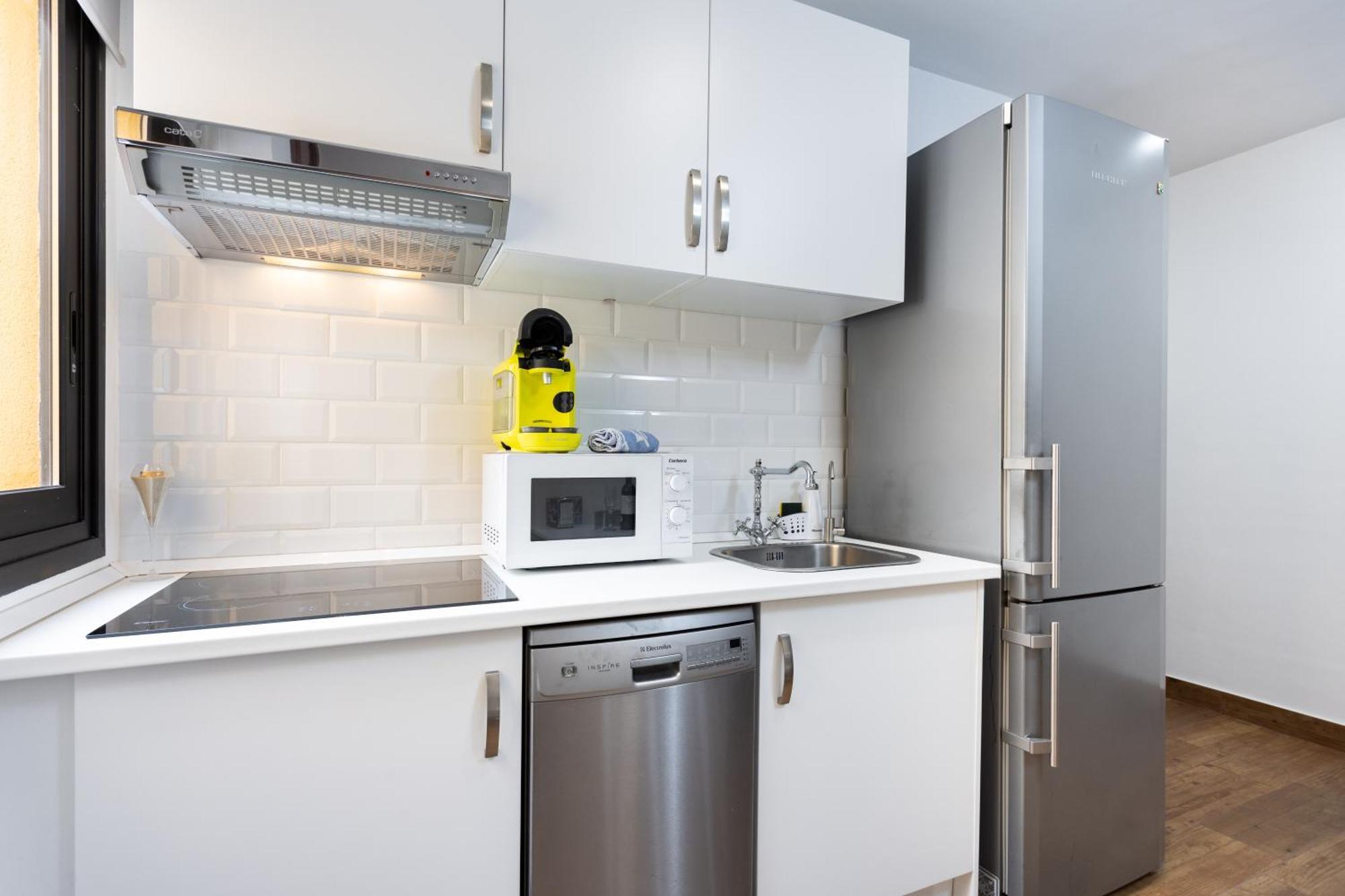 Apartamento Elegante Y Luminoso Piso Recien Reformado *