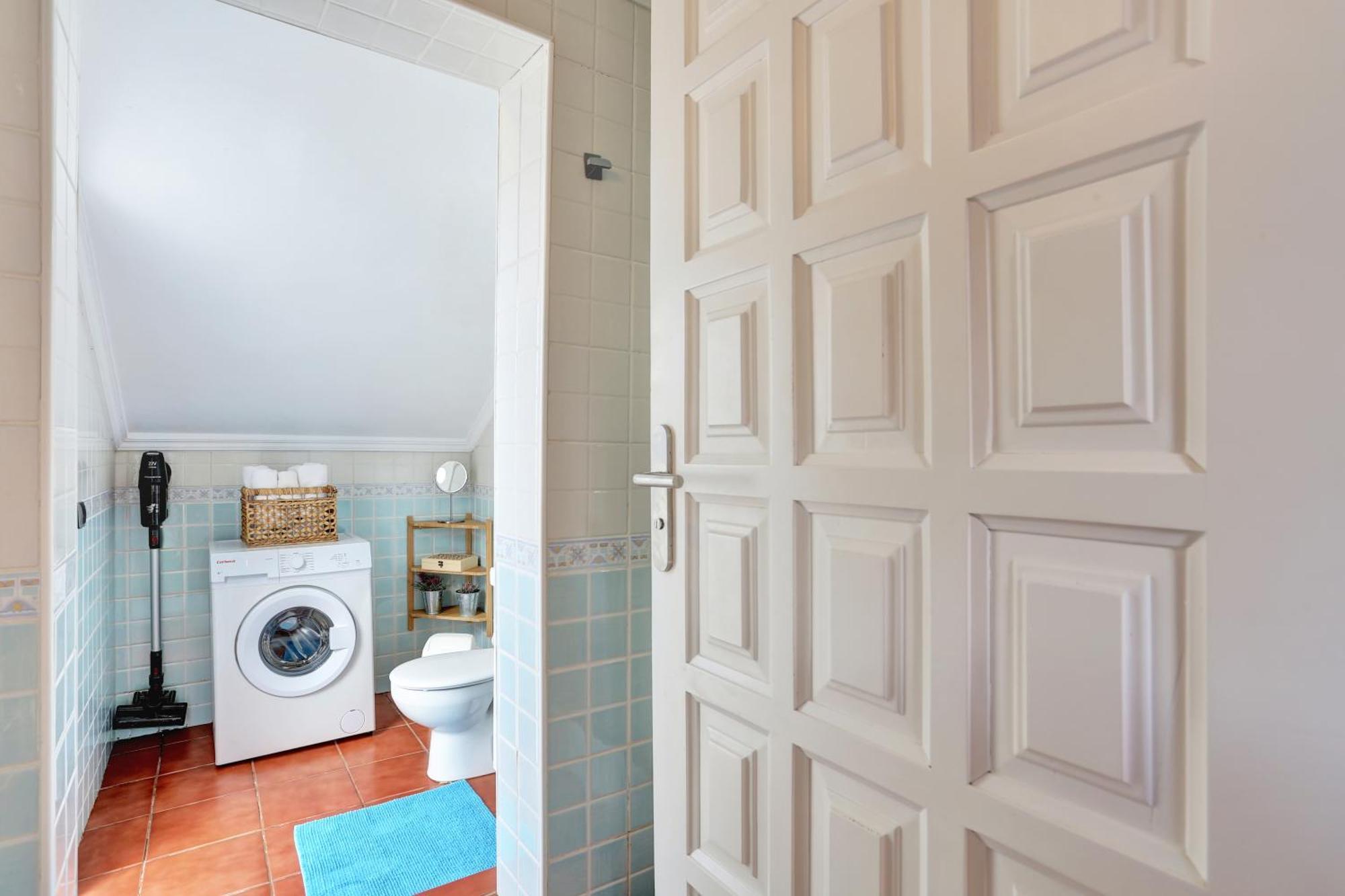 Private Heated Pool Apartment