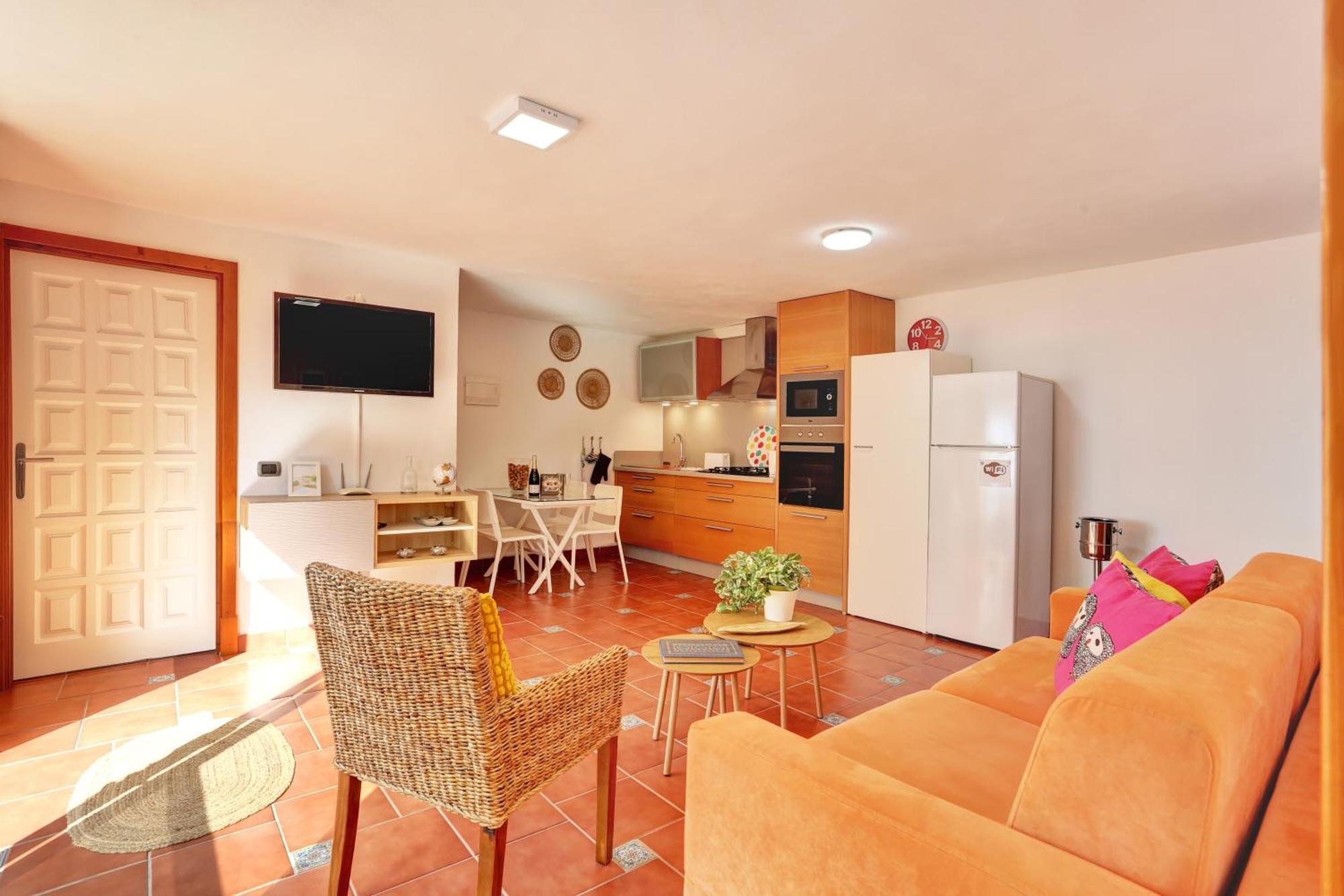 Private Heated Pool Apartment