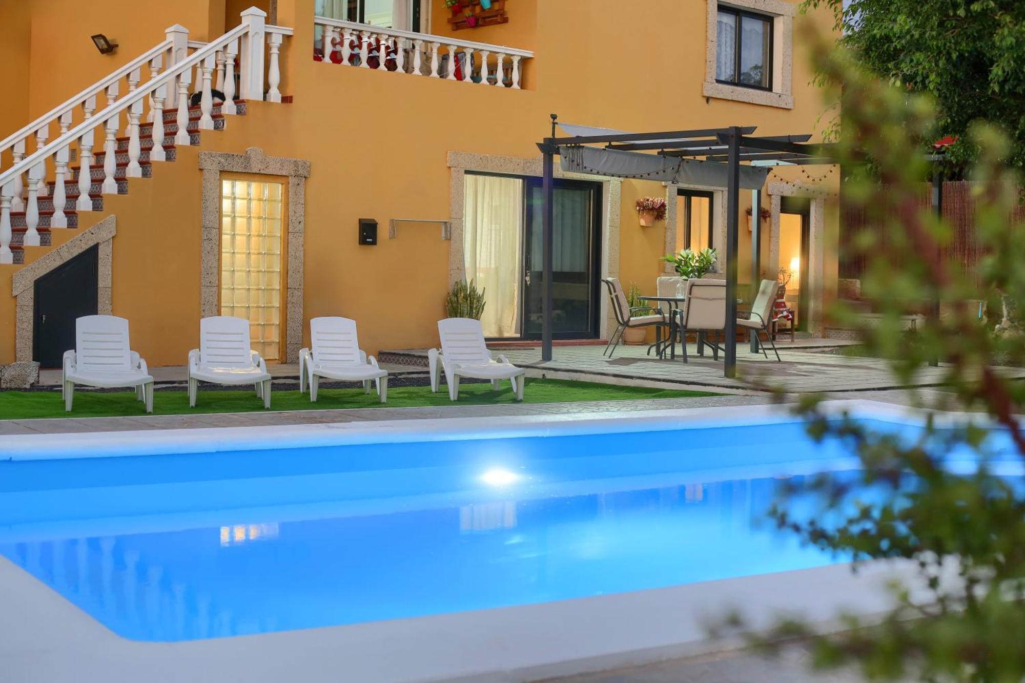 Apartment Private Heated Pool *