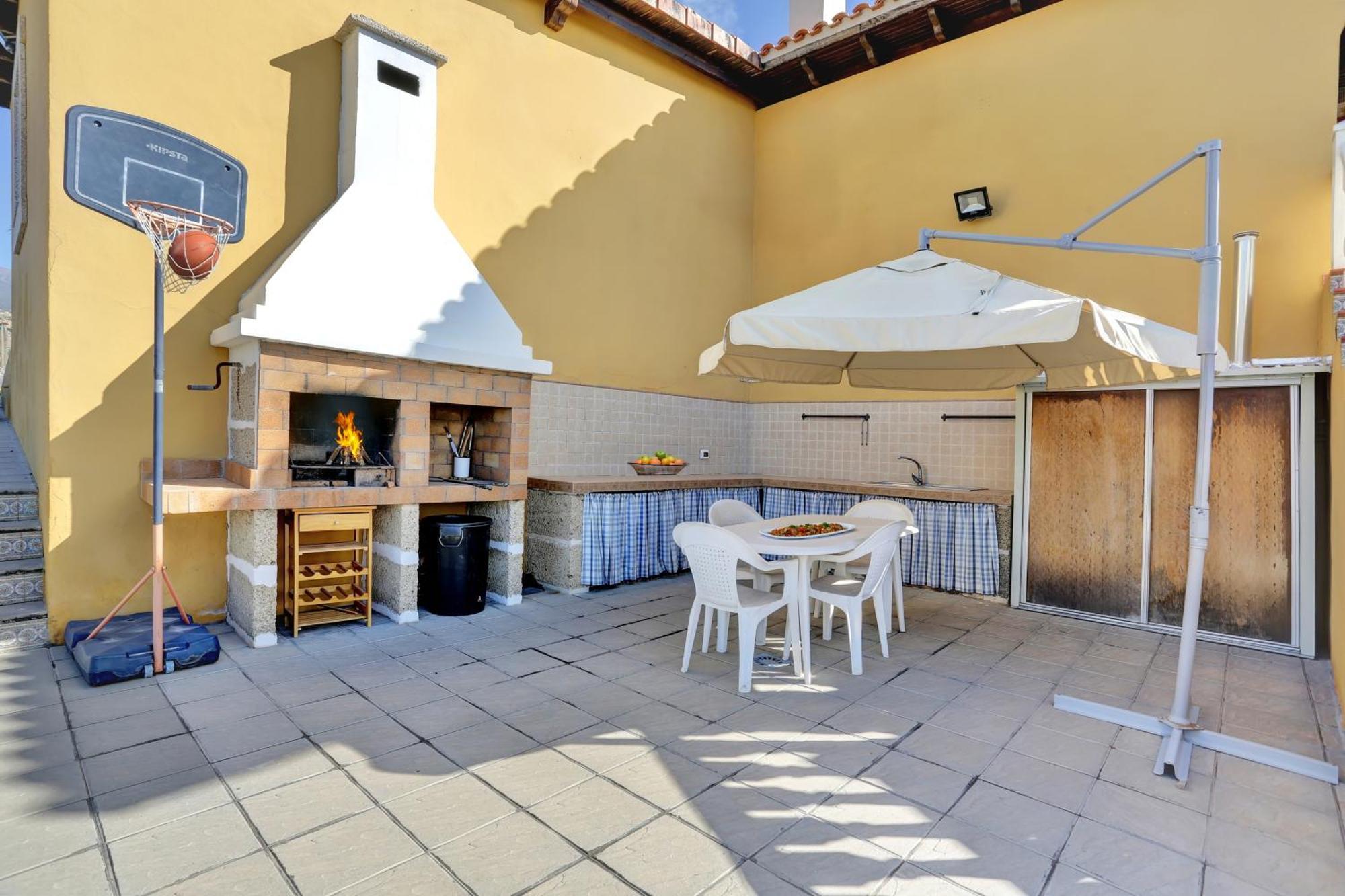 Apartment Private Heated Pool