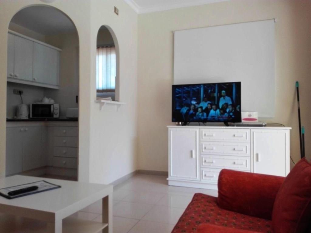 Apartamento Golf Park, Golf Del Sur, Poolside First Floor *