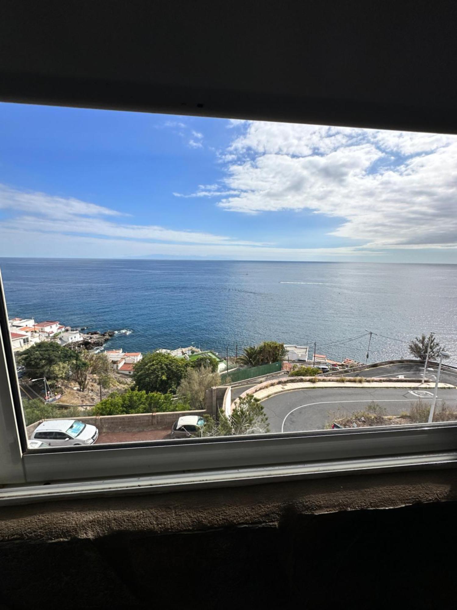 Apto Boca Cangrejo Netflix,parking,aire Acondicionado Y Rent Car Apartment *