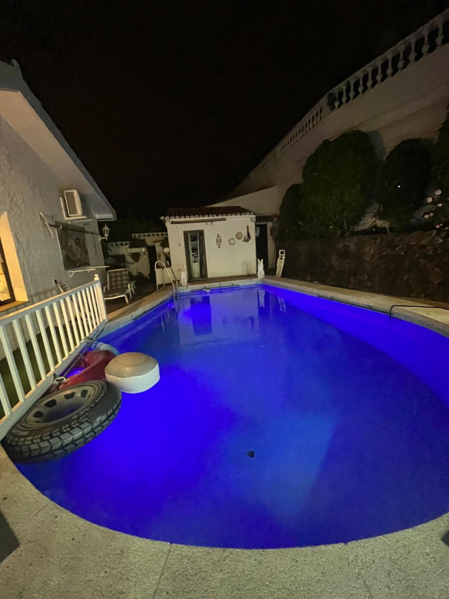 Piscina, Chalet, Tranquila Сasa de vacaciones *