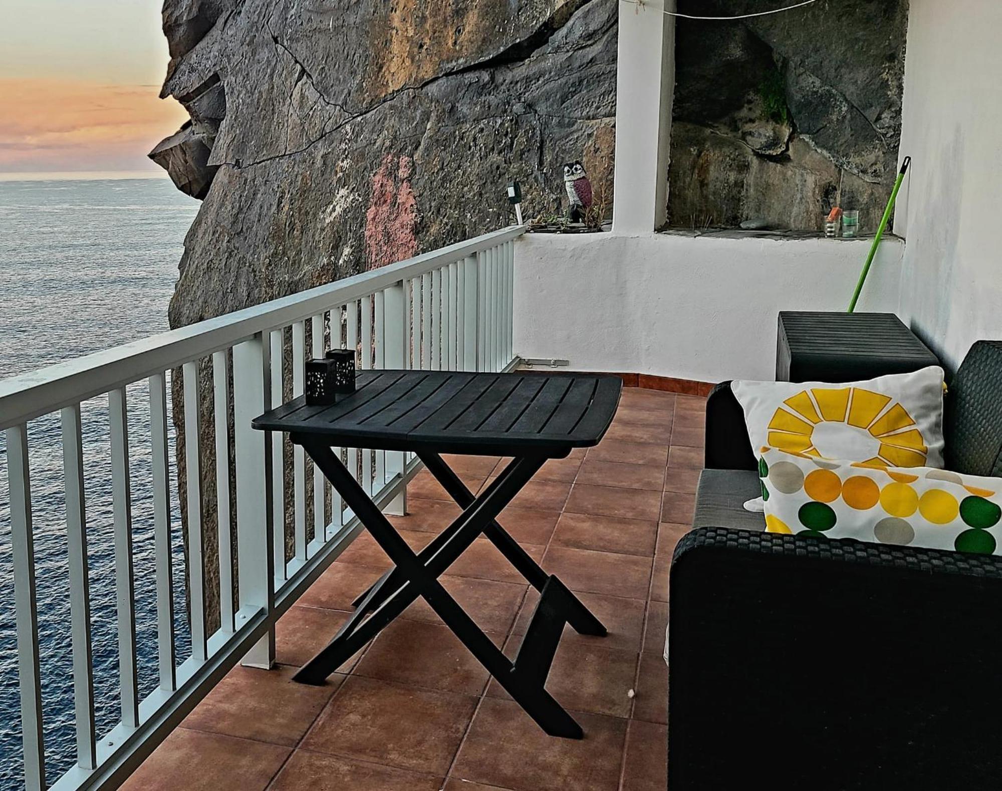 Sea Lover's Nest *