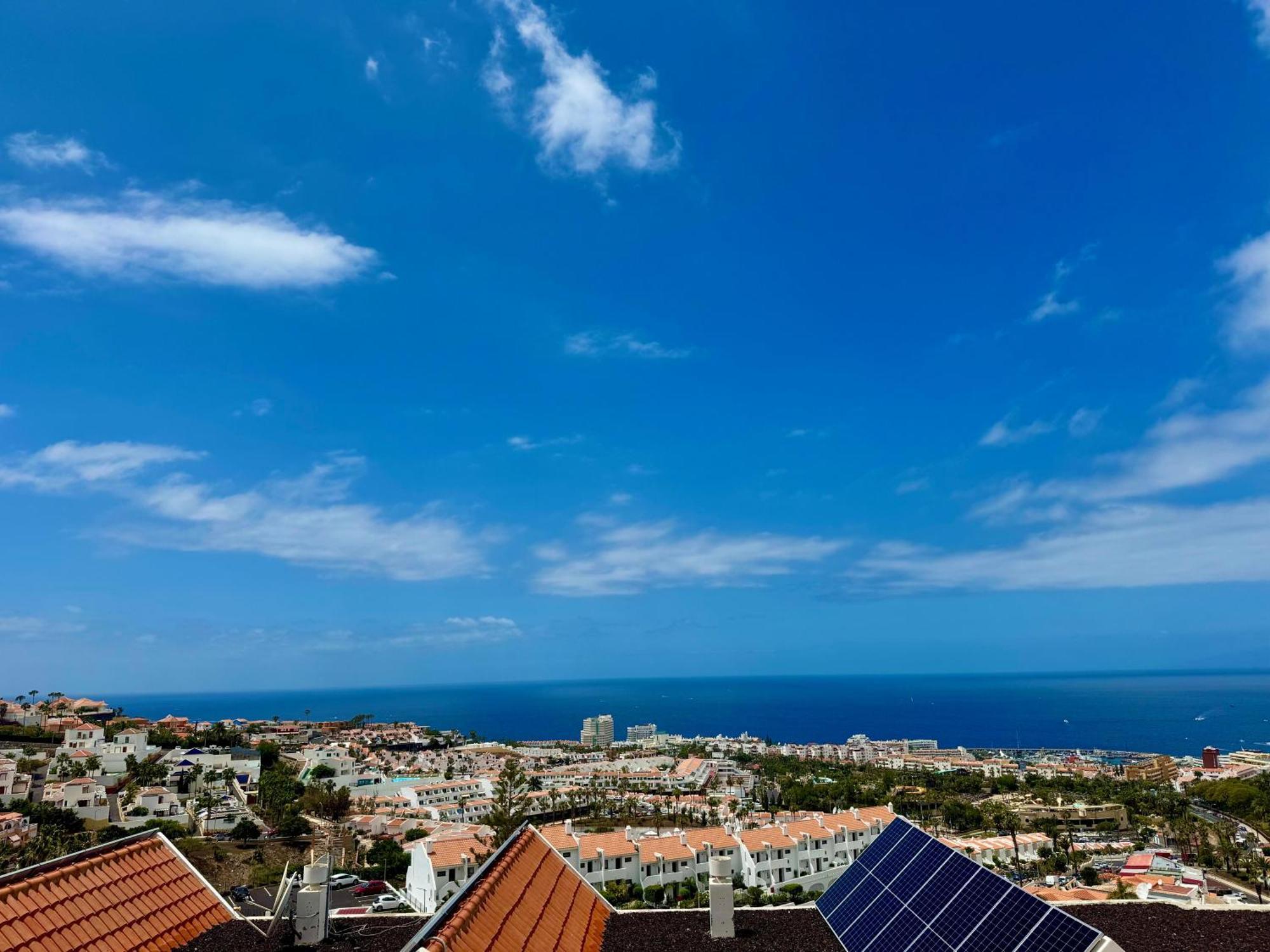 San Eugenio Charming Renovated Tenerife Apartment *