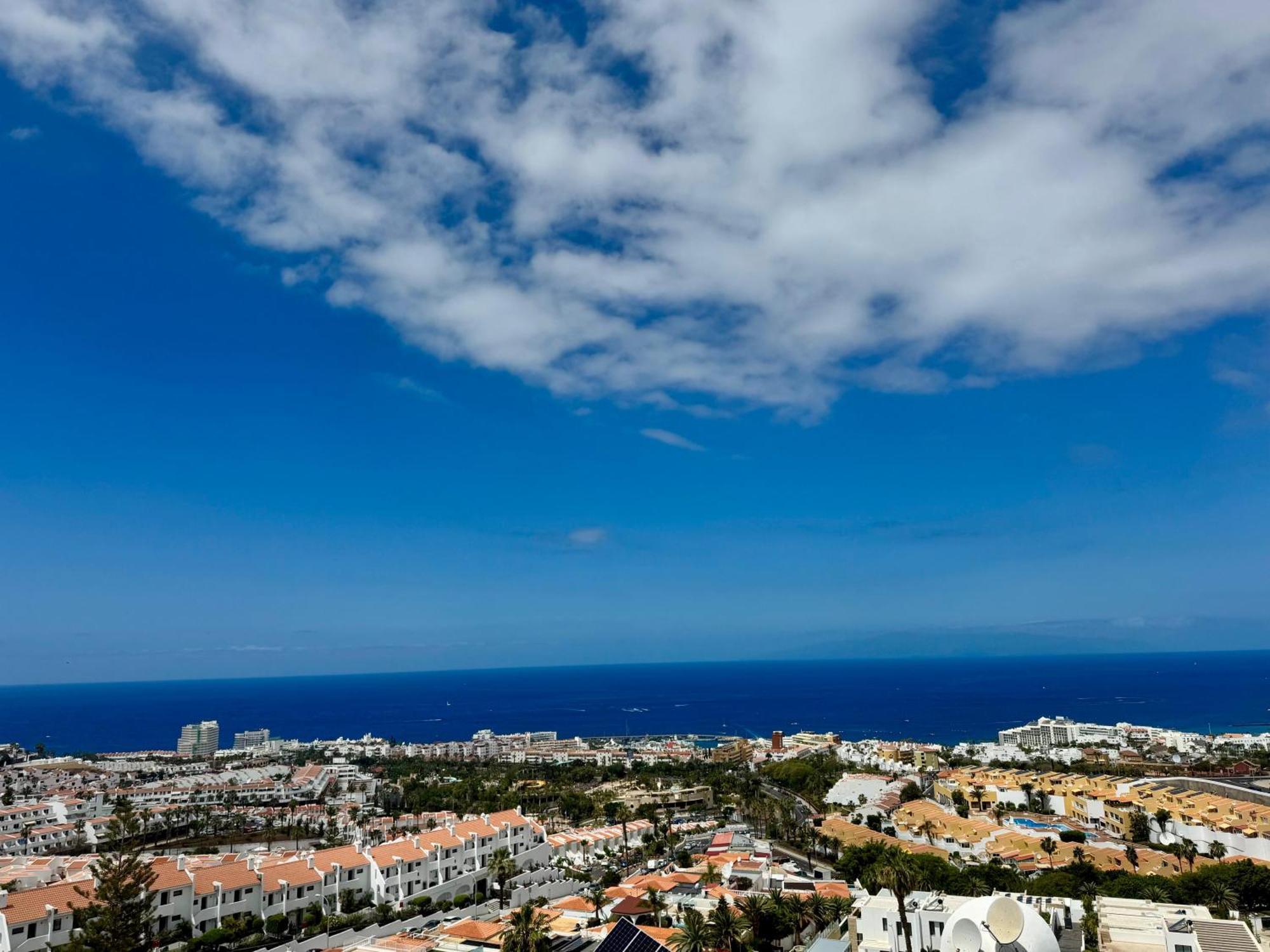 Stunning With Pool Tenerife Apartment Costa Adeje (Tenerife)