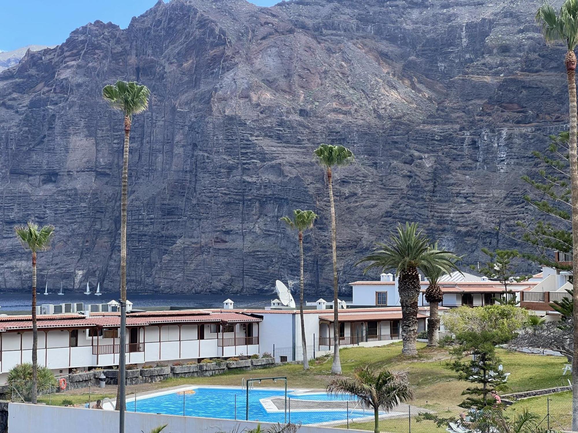 Yoso Tenerife *