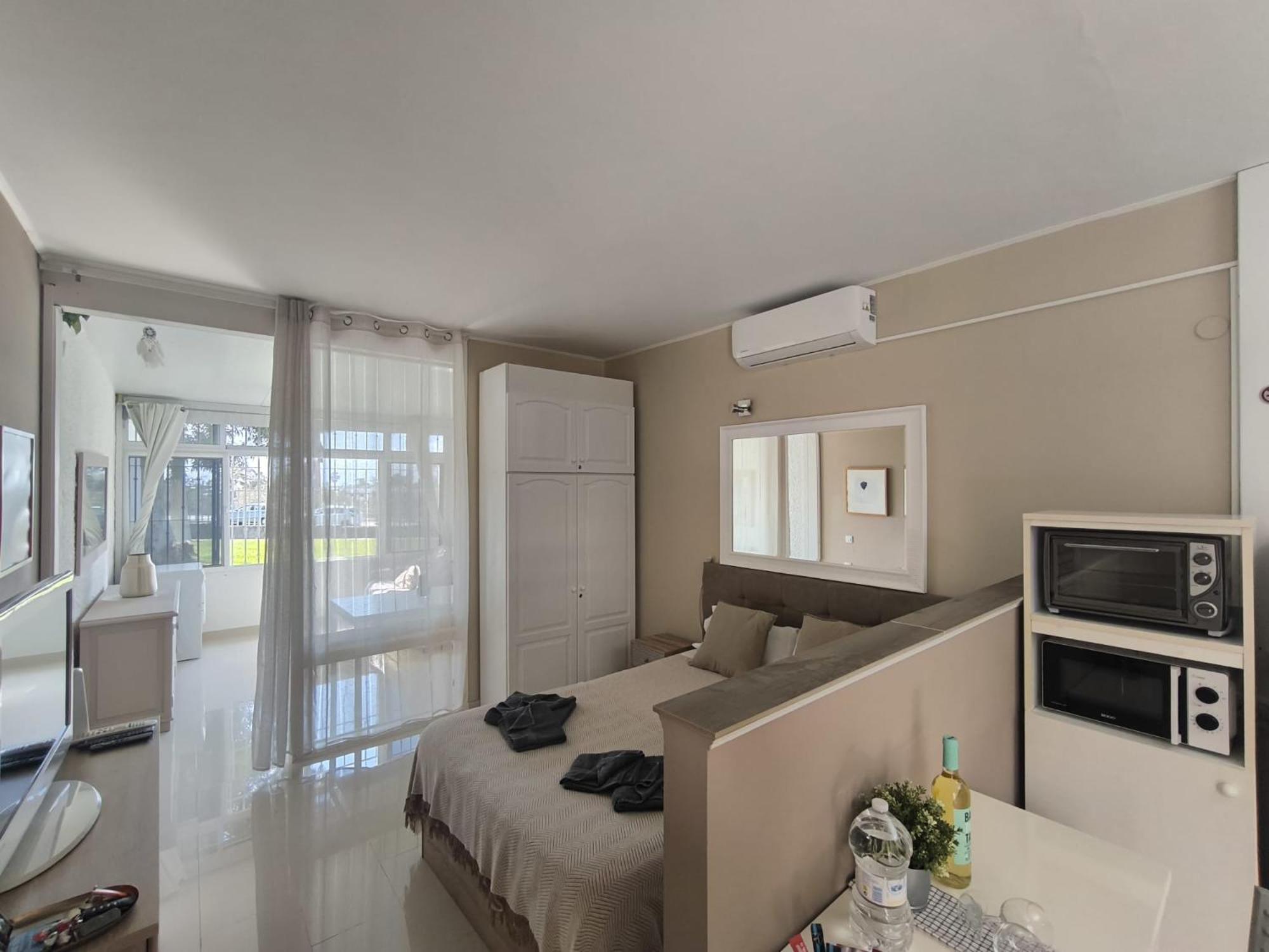 Rentenerife Canary Oasis Agarimo *