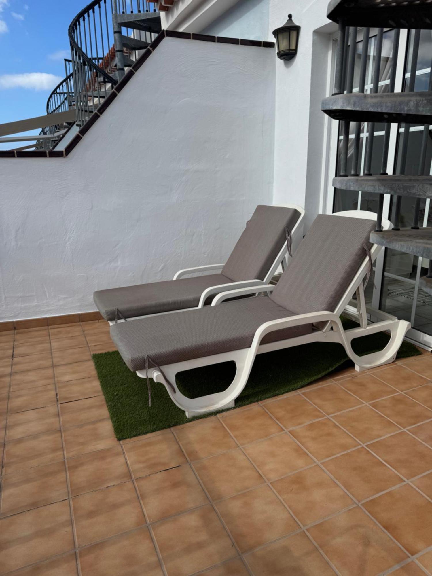 Beautiful On El Mirador Cristianos