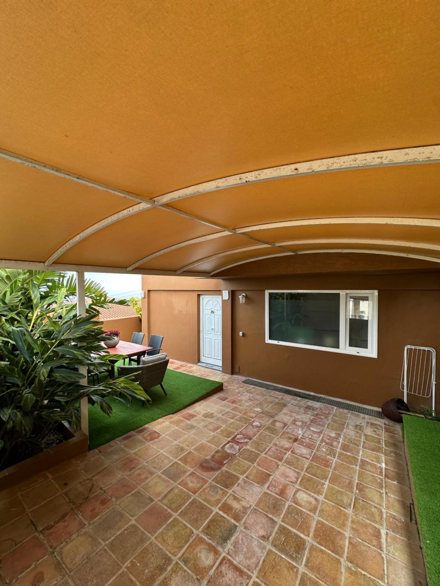Hébergement de vacances Casa Con Piscina Y Jardin Con Vistas Al Mar