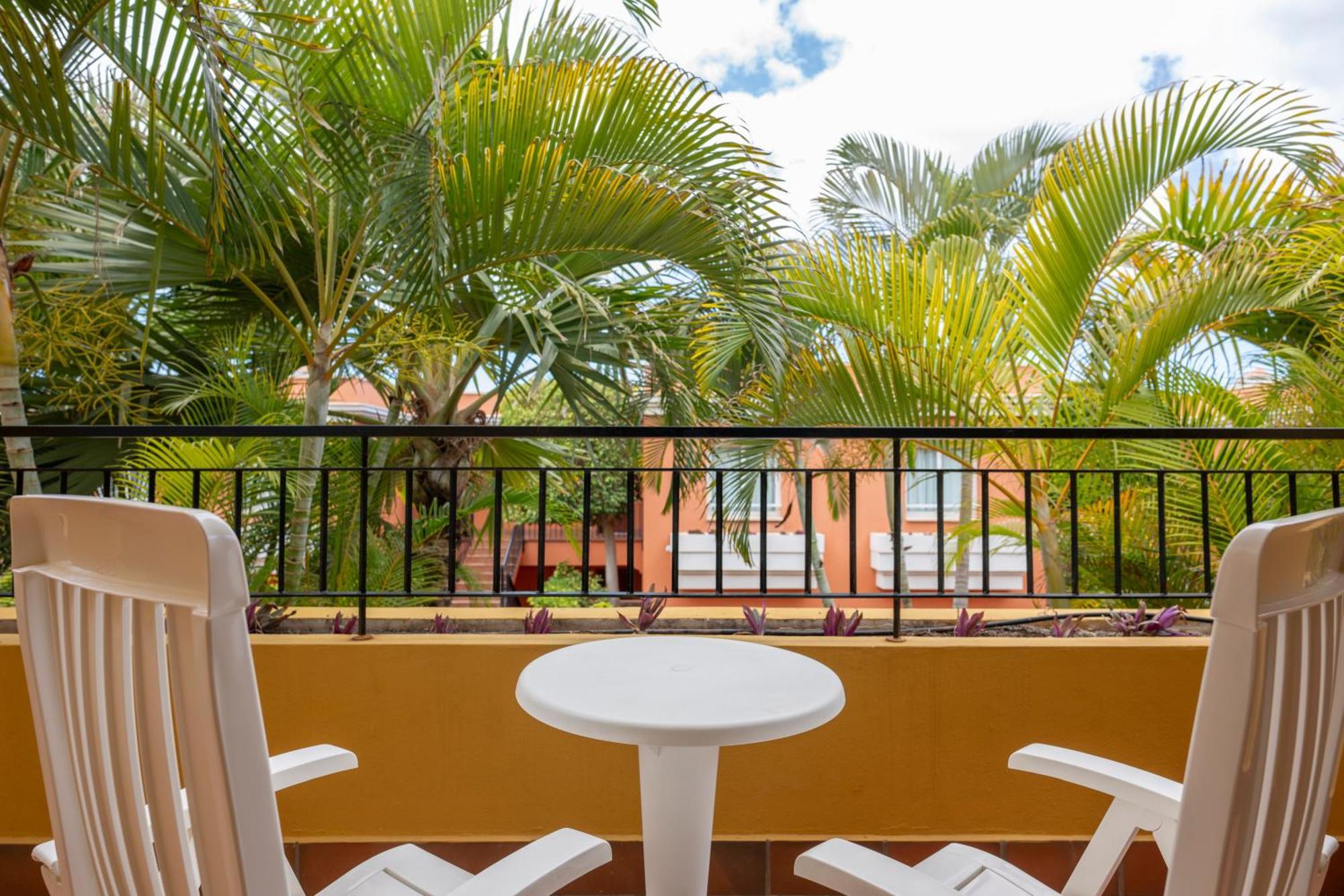 Landmar Costa Gigantes Hotel 4*