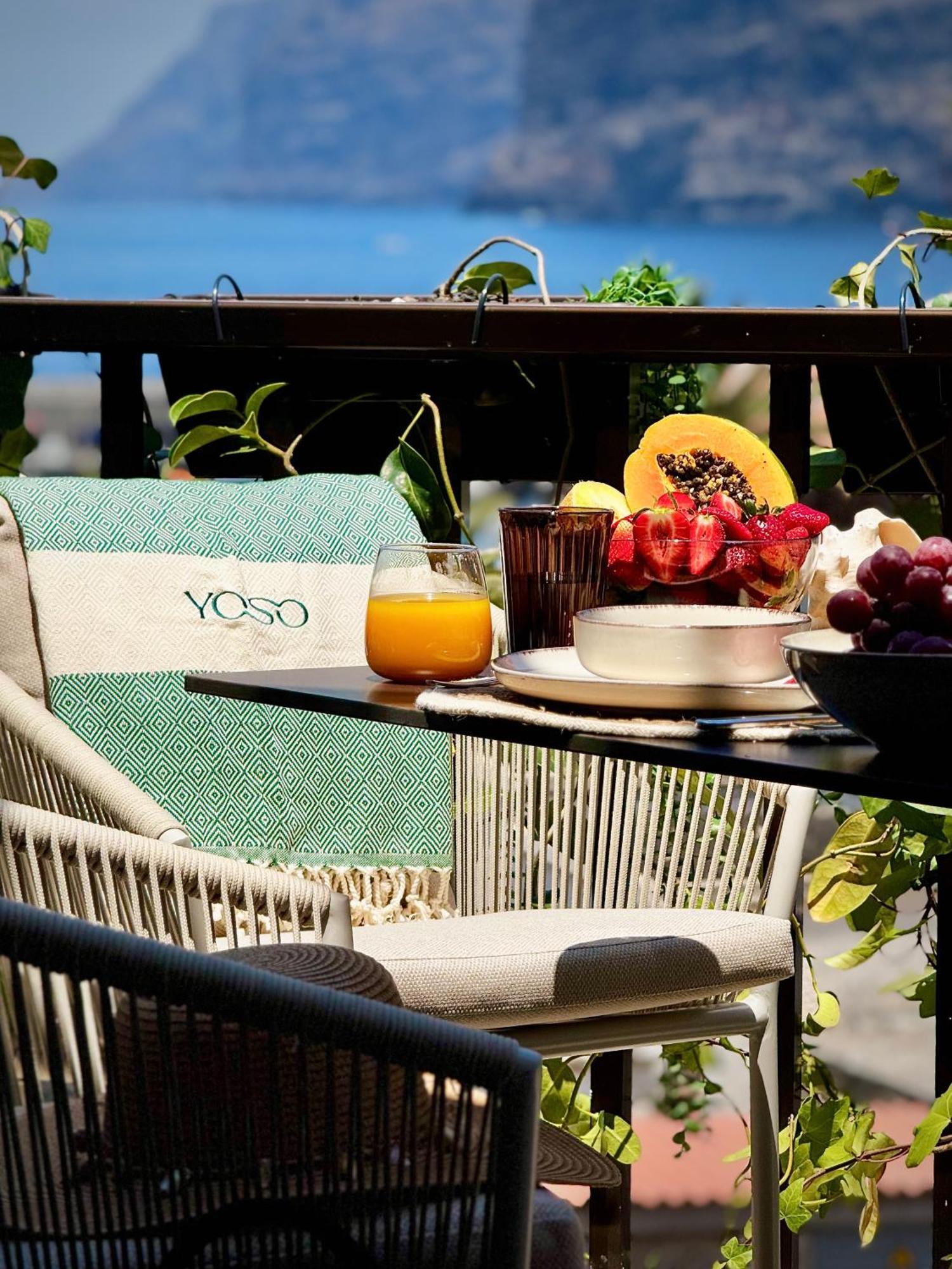 Yoso Tenerife *