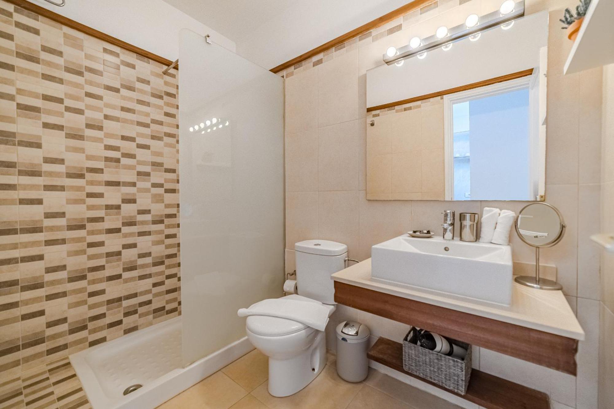 La Punta Apartment *