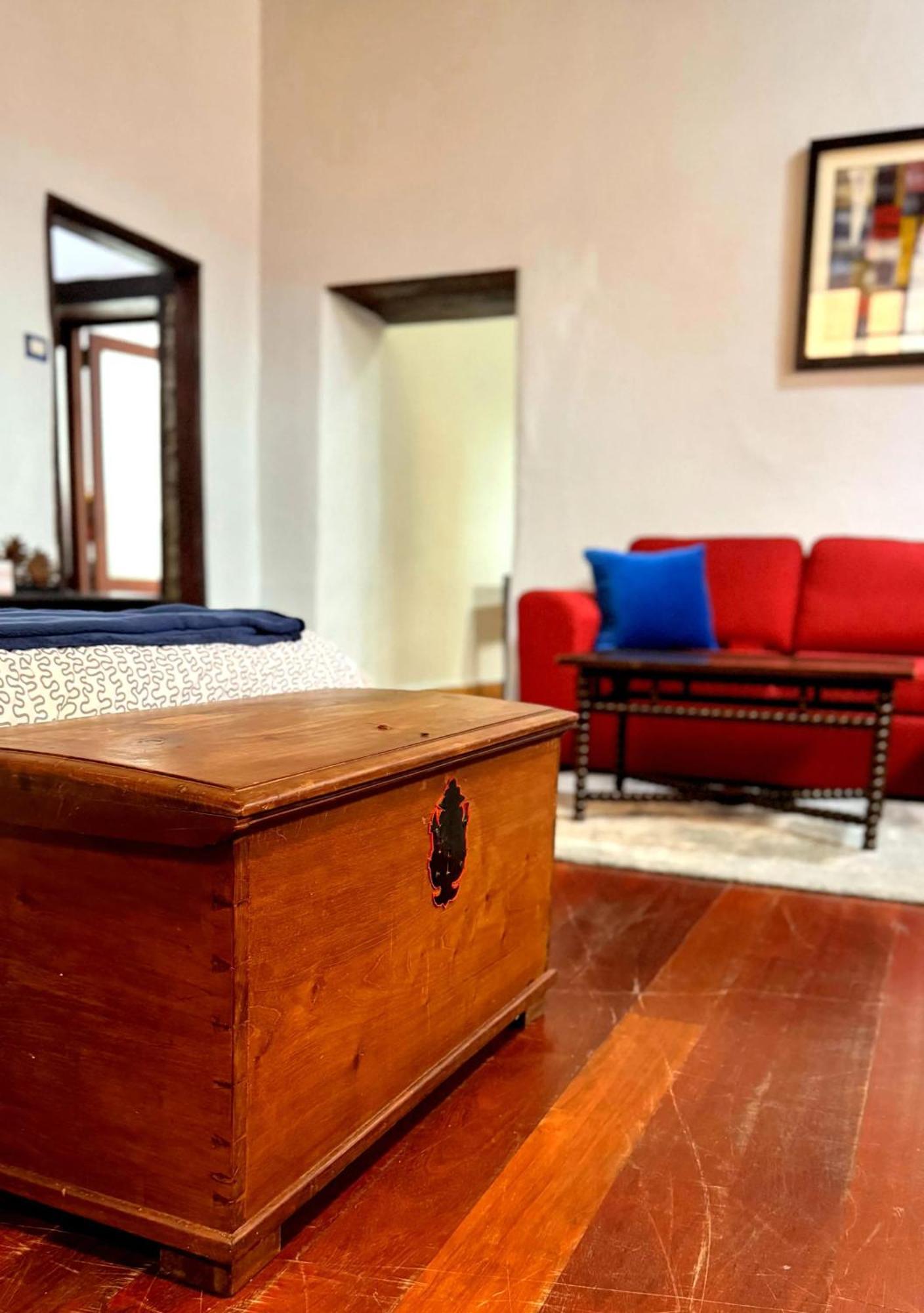 Apartment Elegant In The Heart Of 100 Sqm Parking Available *