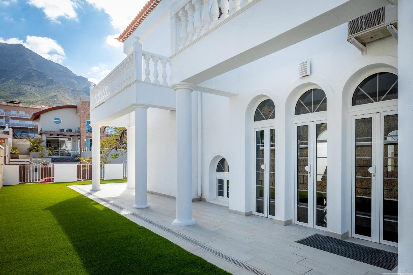 Villa Ocean Palm, Heated Pool! *