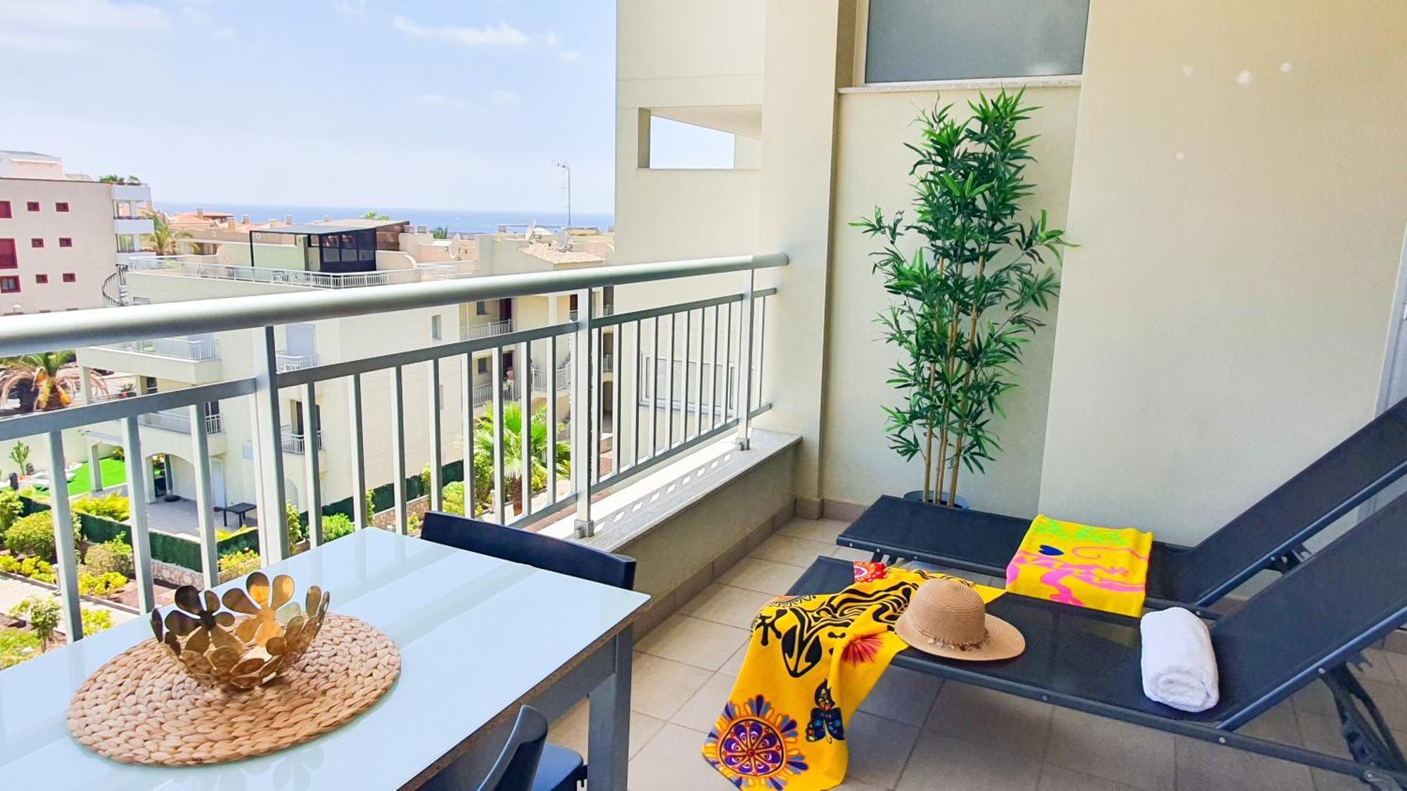 Terraza Sea & Sun Apartment