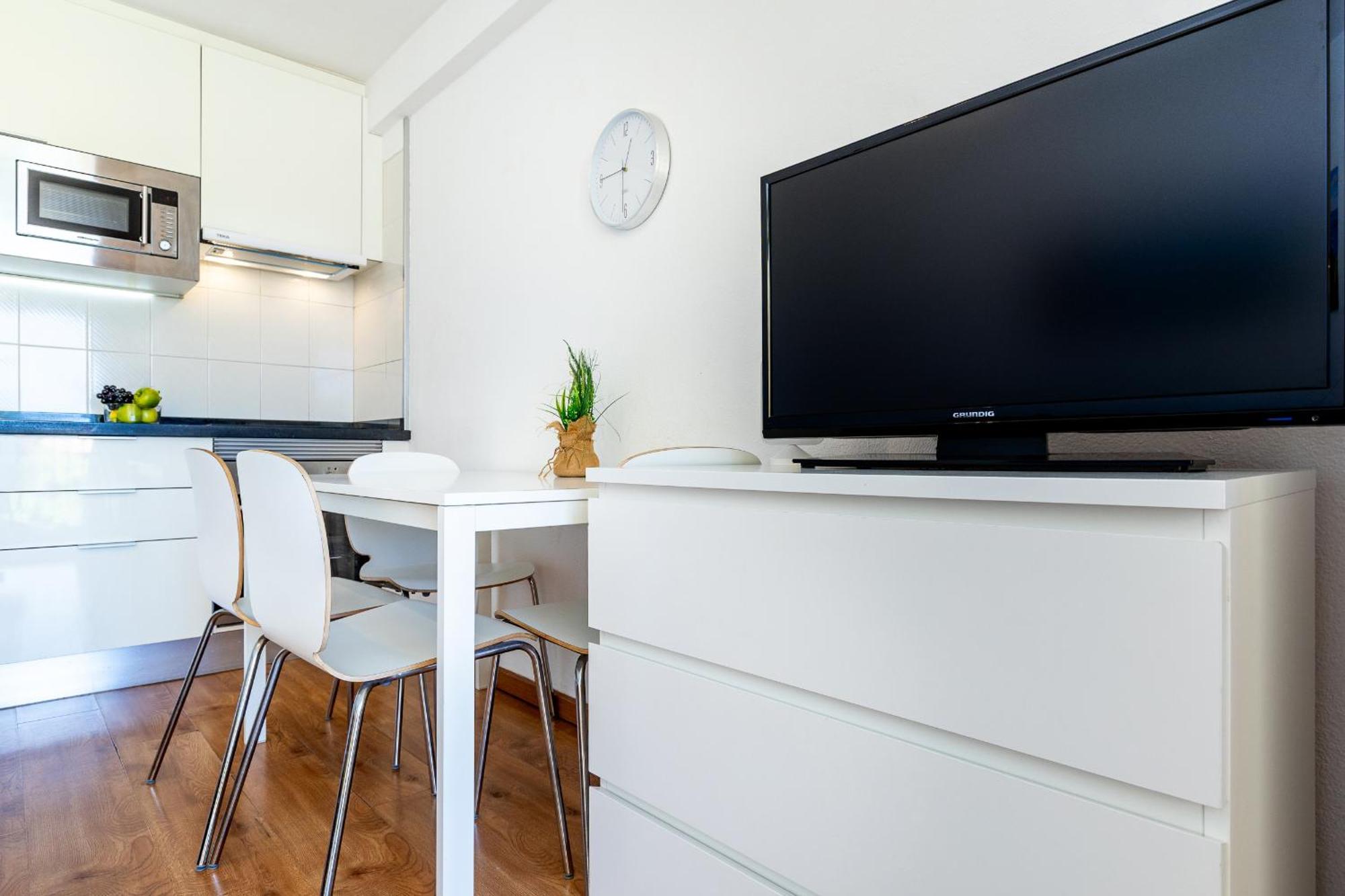 Apartment 32 Bright Copacabana Ocean View Free Wifi *