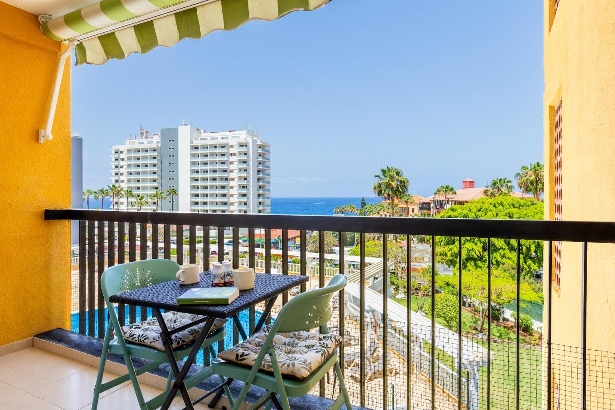 32 Bright Copacabana Ocean View Free Wifi Apartment Costa Adeje (Tenerife)