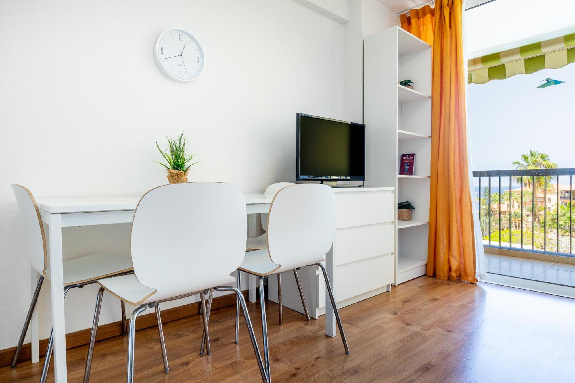 32 Bright Copacabana Ocean View Free Wifi Apartment *