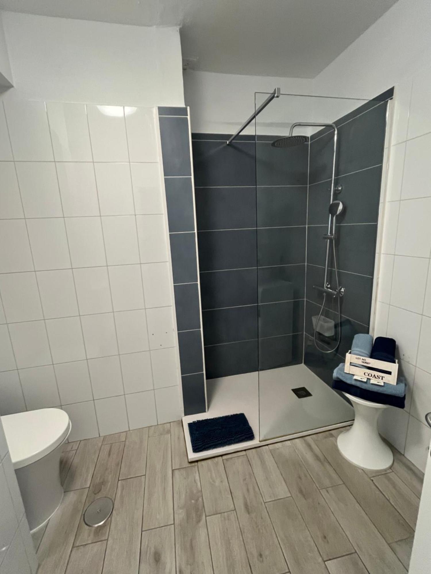 Apartamento Cornelia´s 4 Primera Linea De Playa *