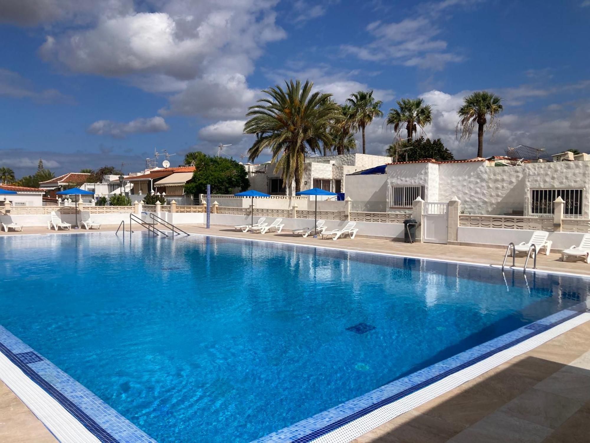 Apartment Casa M&m, Relax, Big Terrace, Swimming Pool