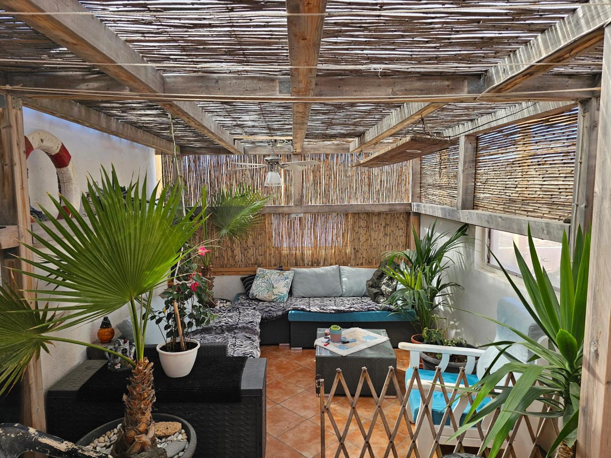 Homestay La Caleta 1 *