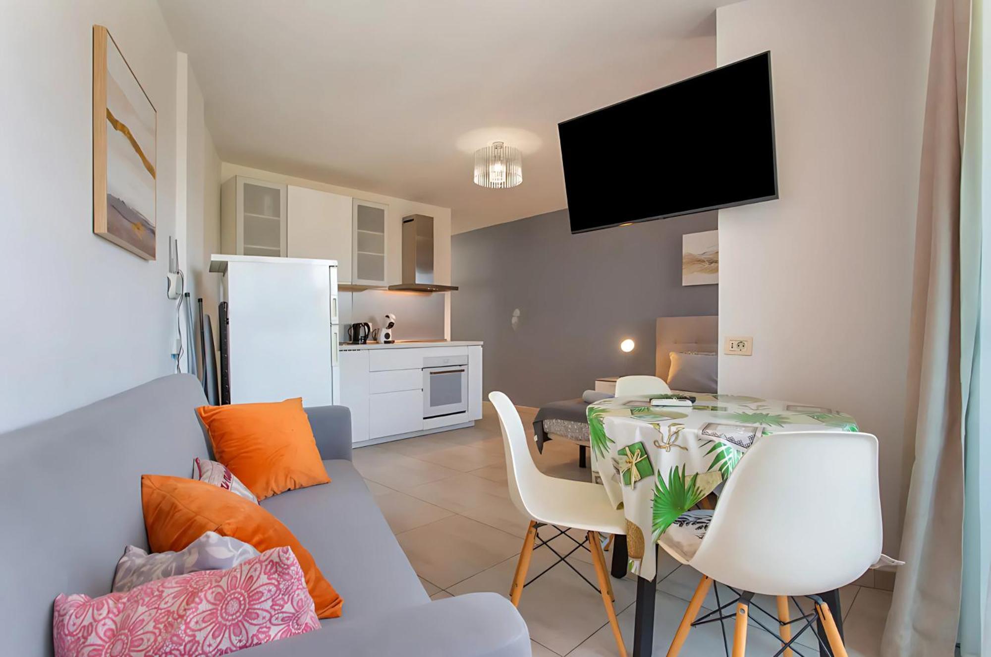 Sunny Escape, Parque Santiago 2 Appartement