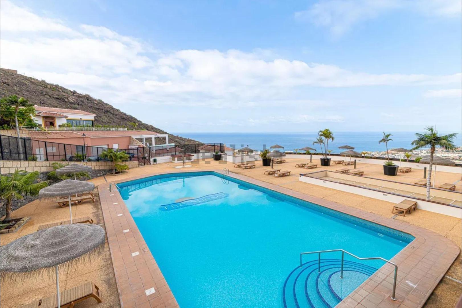Premium Penthouse 105m2,bali Bed,heated Pool,best Sunsets Apartamento Costa Adeje (Tenerife)
