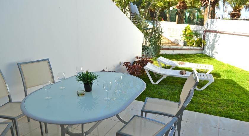 Club Olympus In Garden Appartement