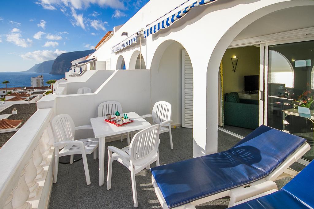 Ona El Marques Aparthotel