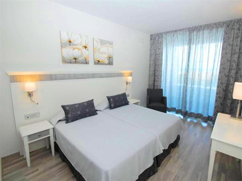 Aparthotel Pierre & Marazul Del Sur 3*