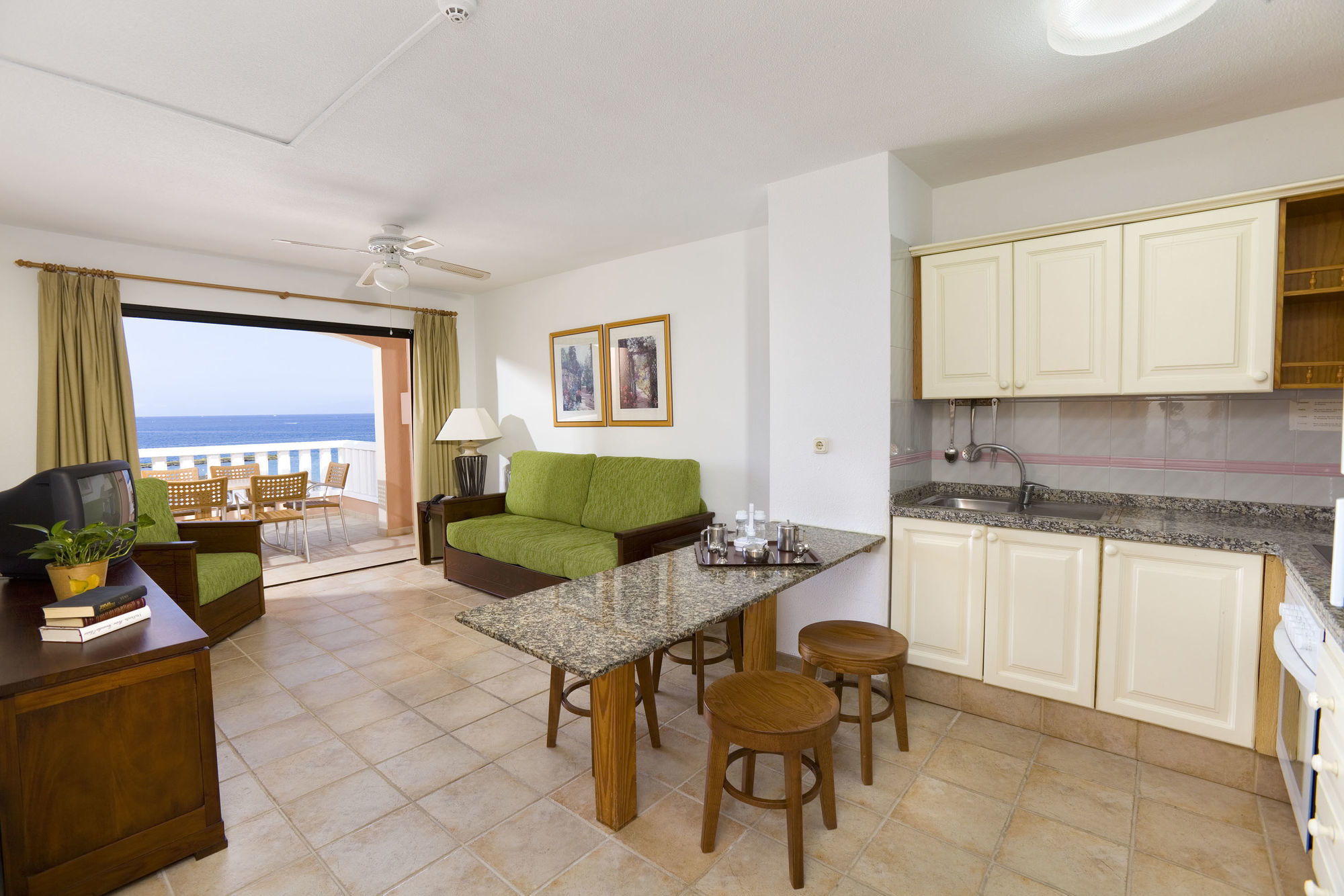 Aparthotel Sol Sun 3*
