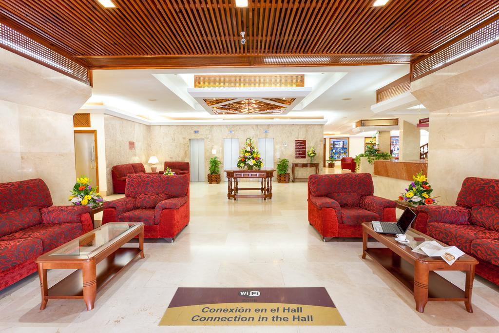 Aparthotel Masaru 3*