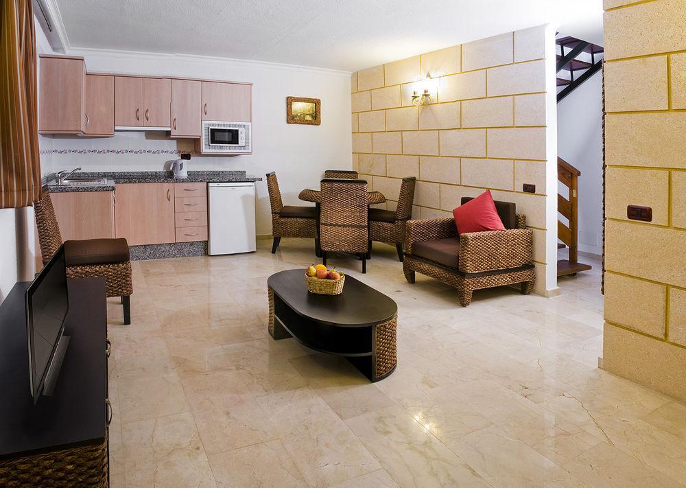 Piramides Hotel