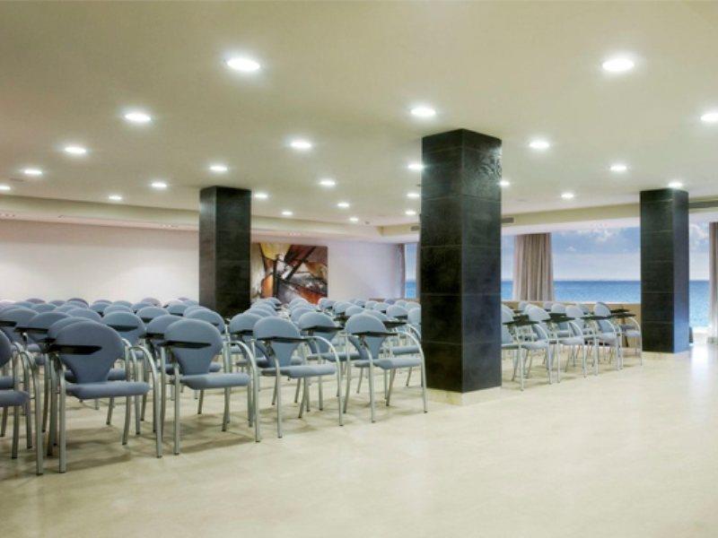 Kn Arenas Del Mar Adults Only Hotel 4*