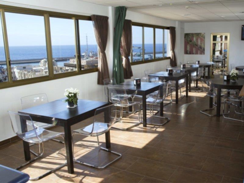Adonis Capital Hotel
