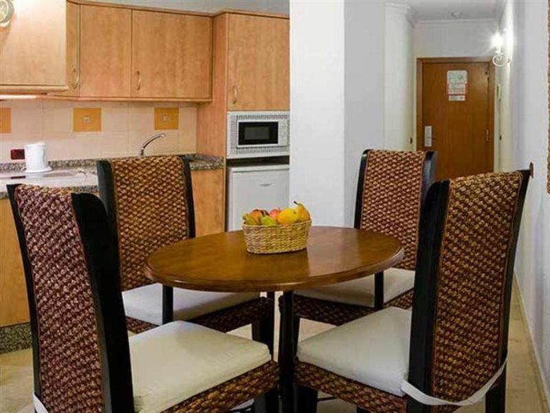 Piramides Hotel