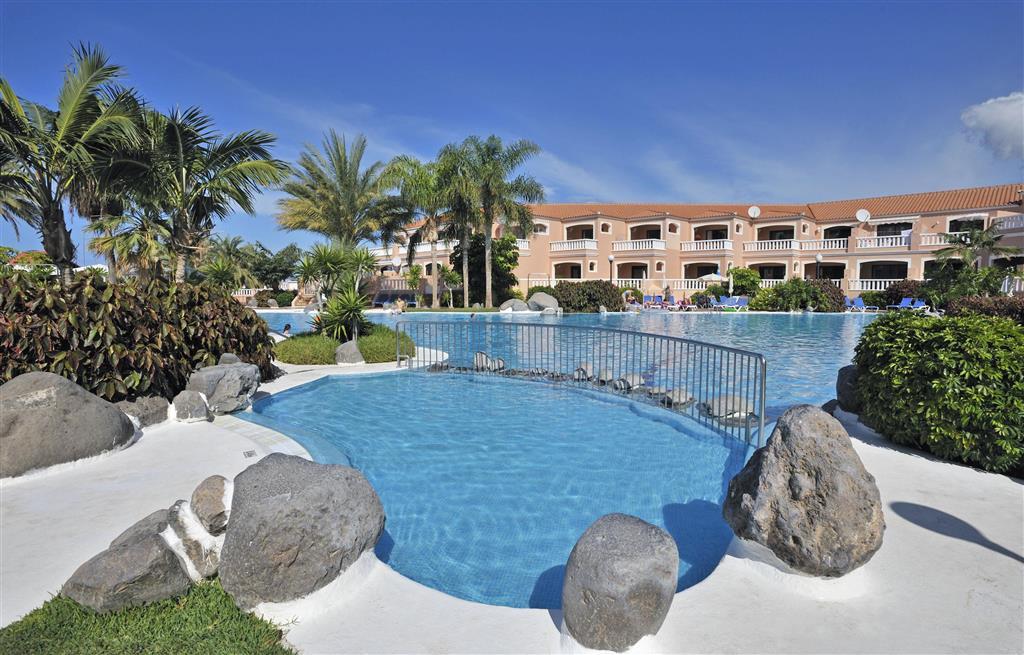 Sol Sun Aparthotel 3*