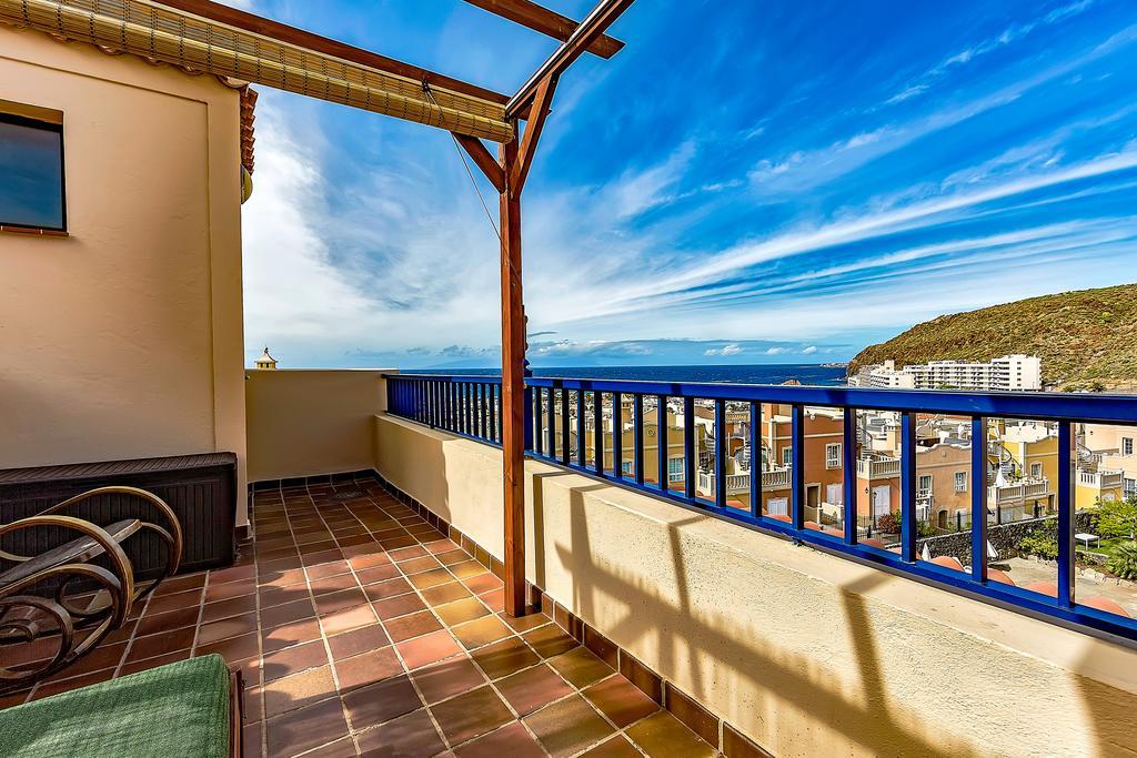 Beautiful House In Club De Mar