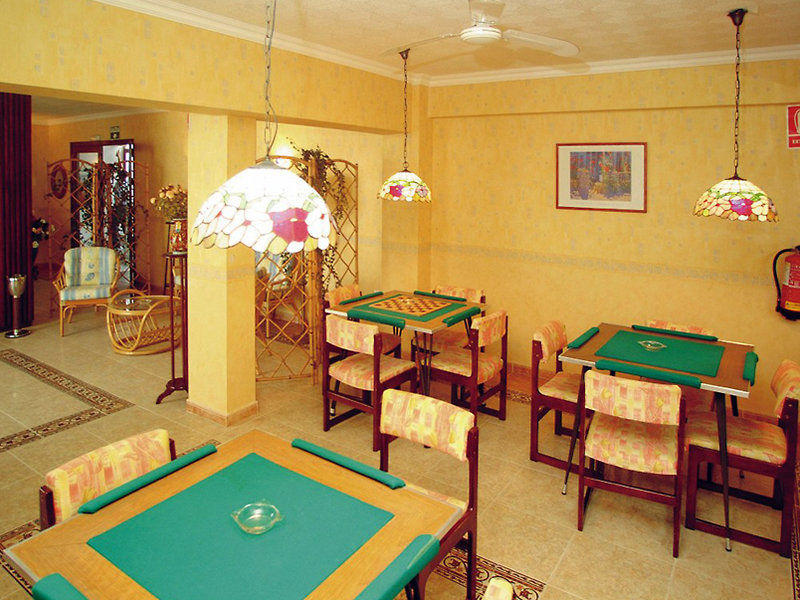 Monopol Hotel 3*