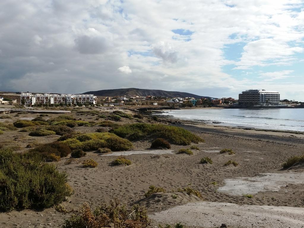 Alquilaencanarias-medano, Cabezo & Pool Apartment *