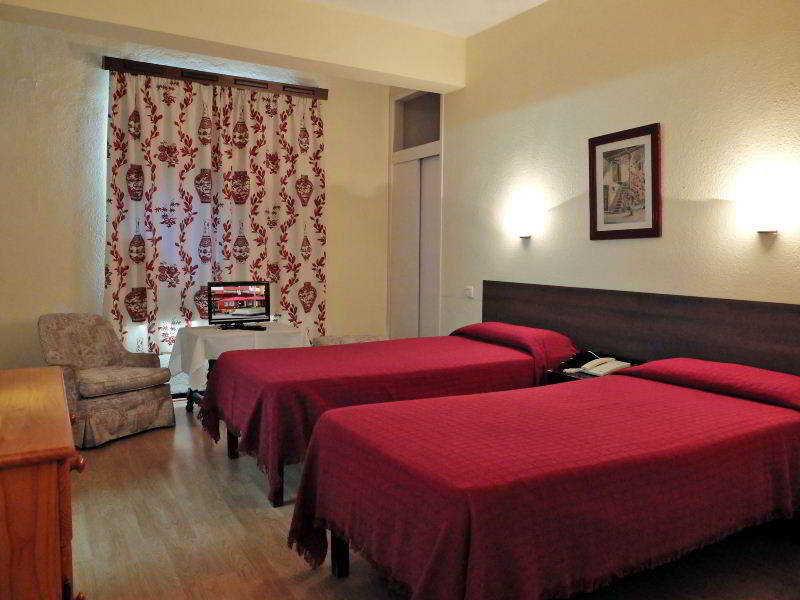 Hotel Maga *