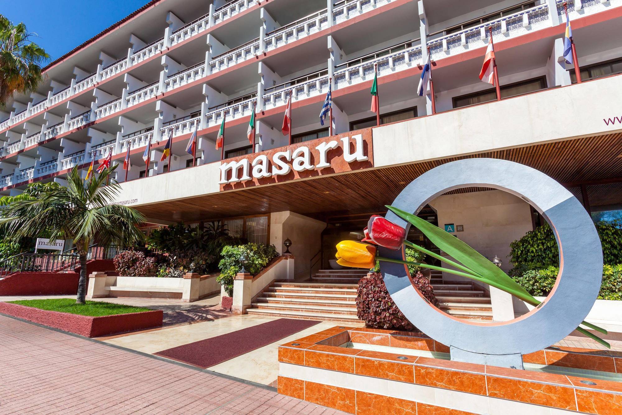 Masaru Aparthotel 3*