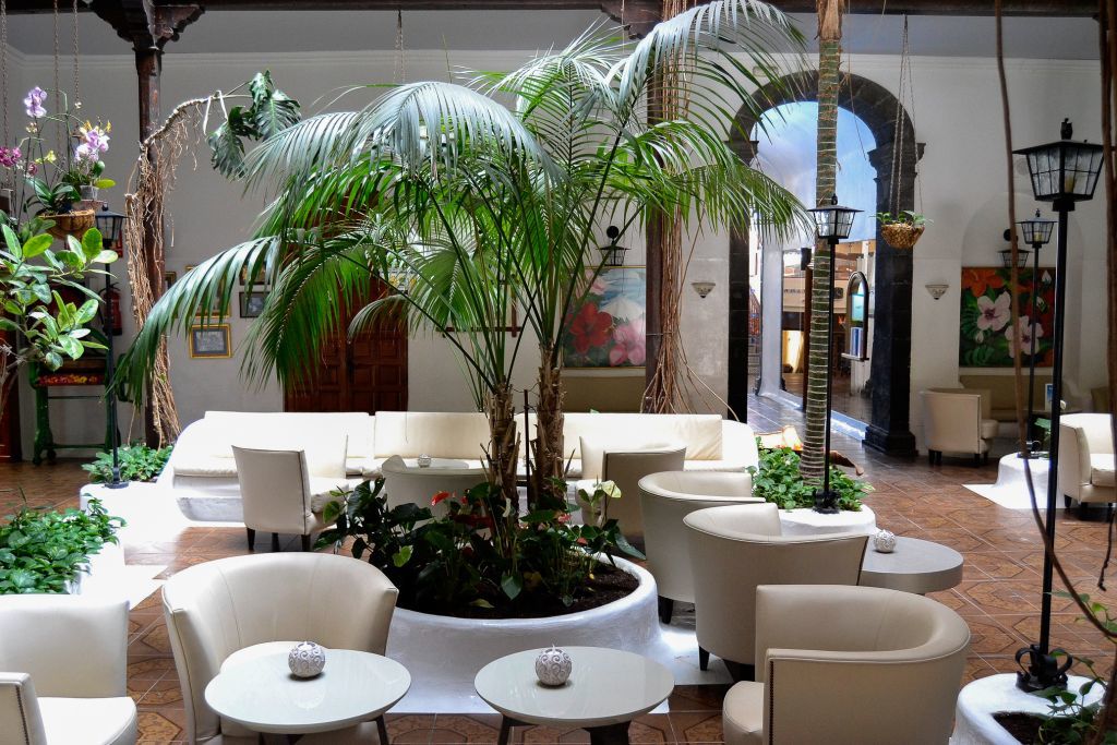 Hotel Monopol 3*