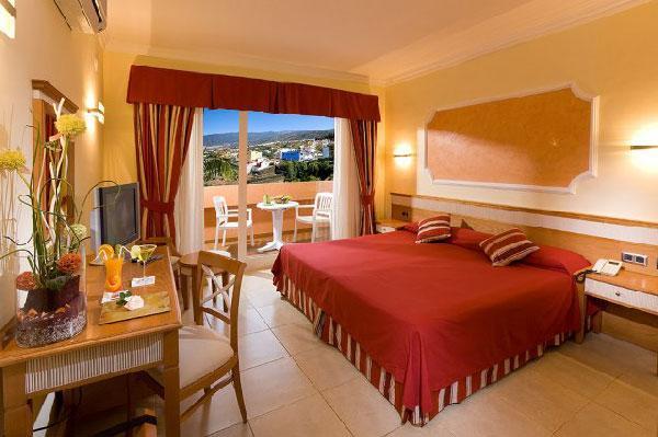 Hotel Tierra De Oro 4*