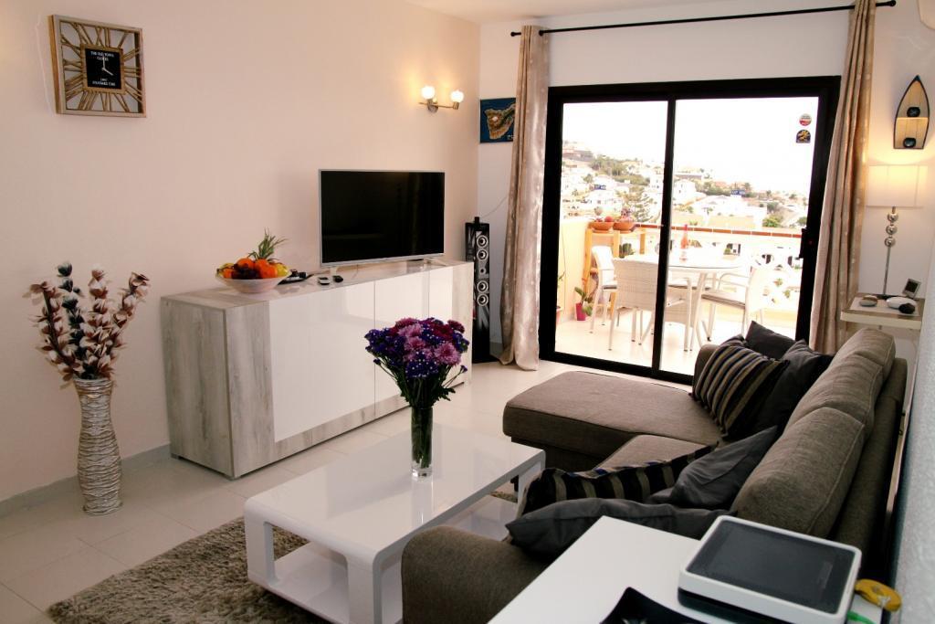 Paradise Court Apartment