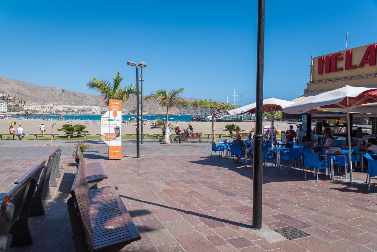 Modern Cristianos Center Los Cristianos (Tenerife)