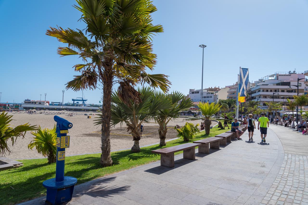 Modern Cristianos Center * Los Cristianos (Tenerife)