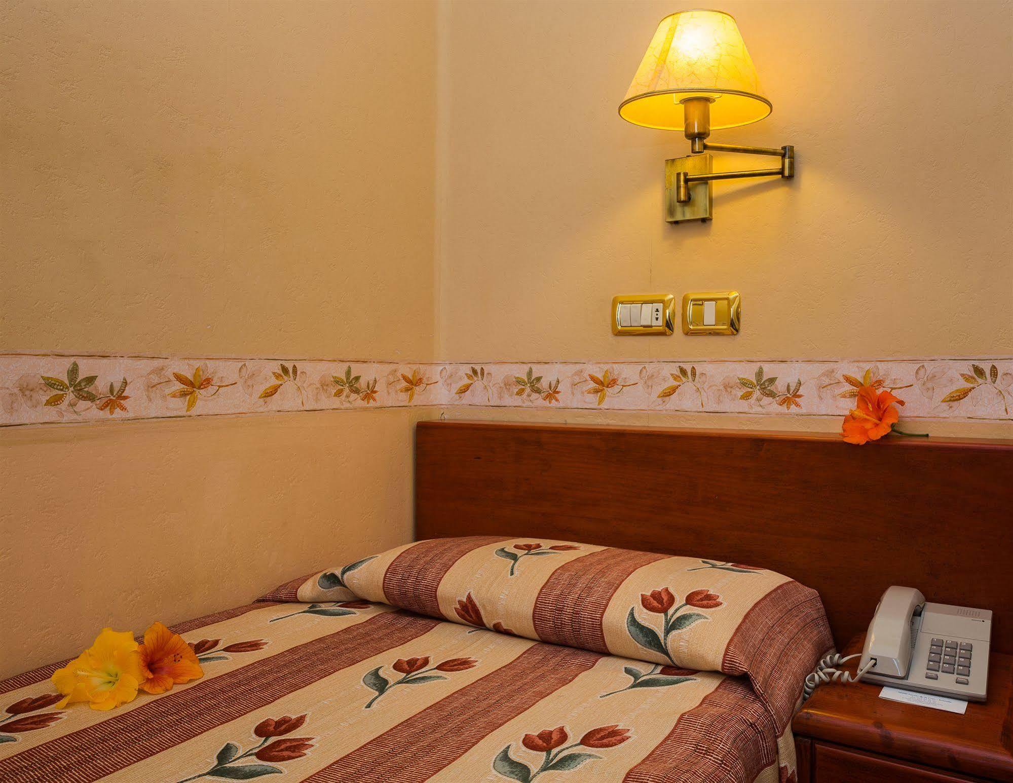 Monopol 3* Puerto de la Cruz (Tenerife)